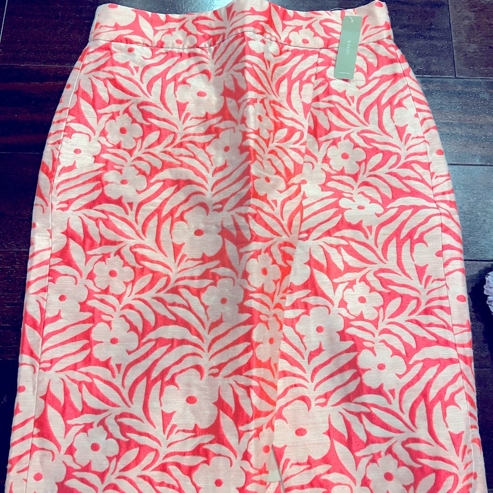 Jcrew skirt with front slit. Never worn. Size 10.